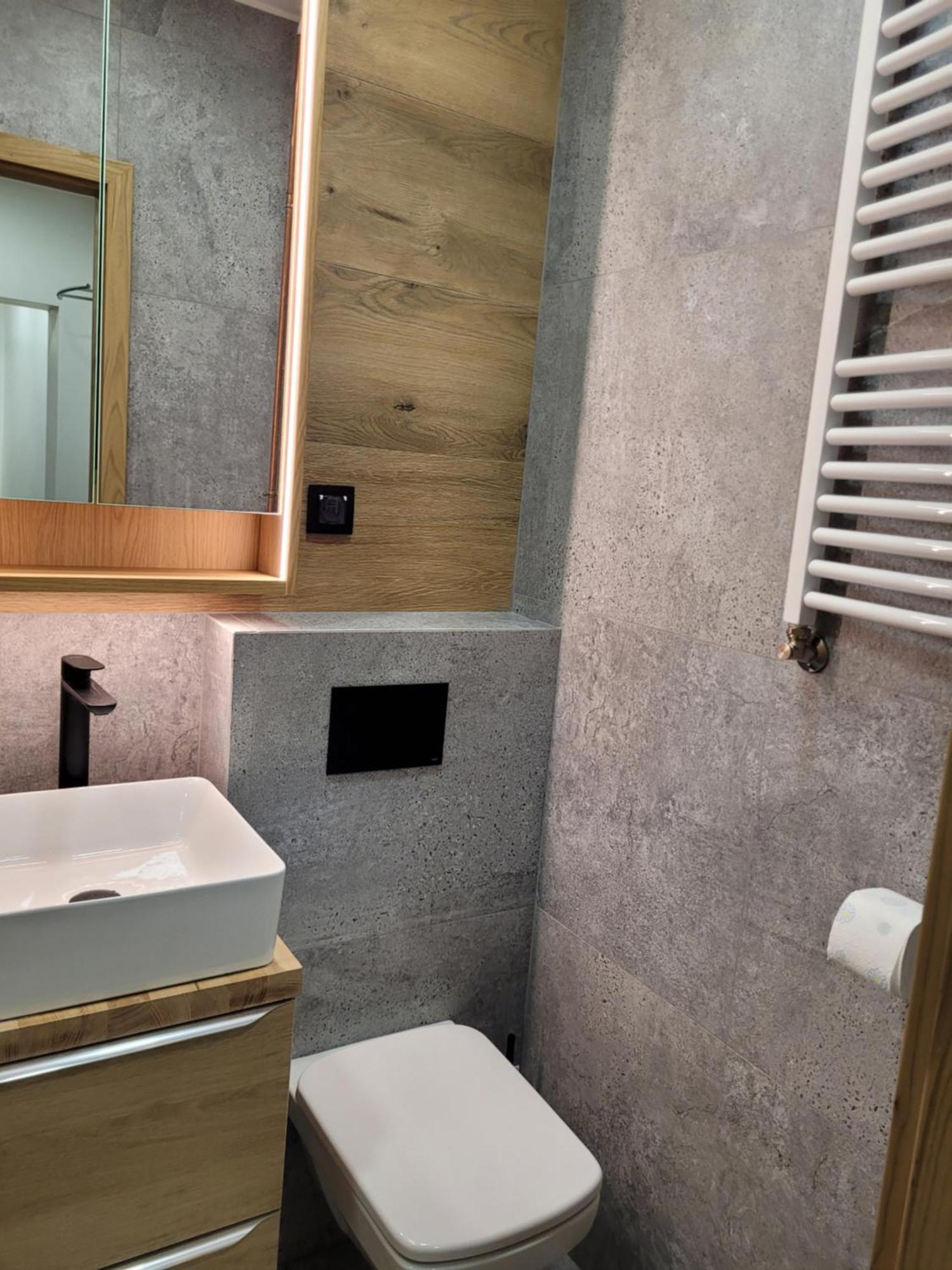 Apartament Radiostacja III Z Ogrodkiem, Parking Free Gliwice Exterior photo