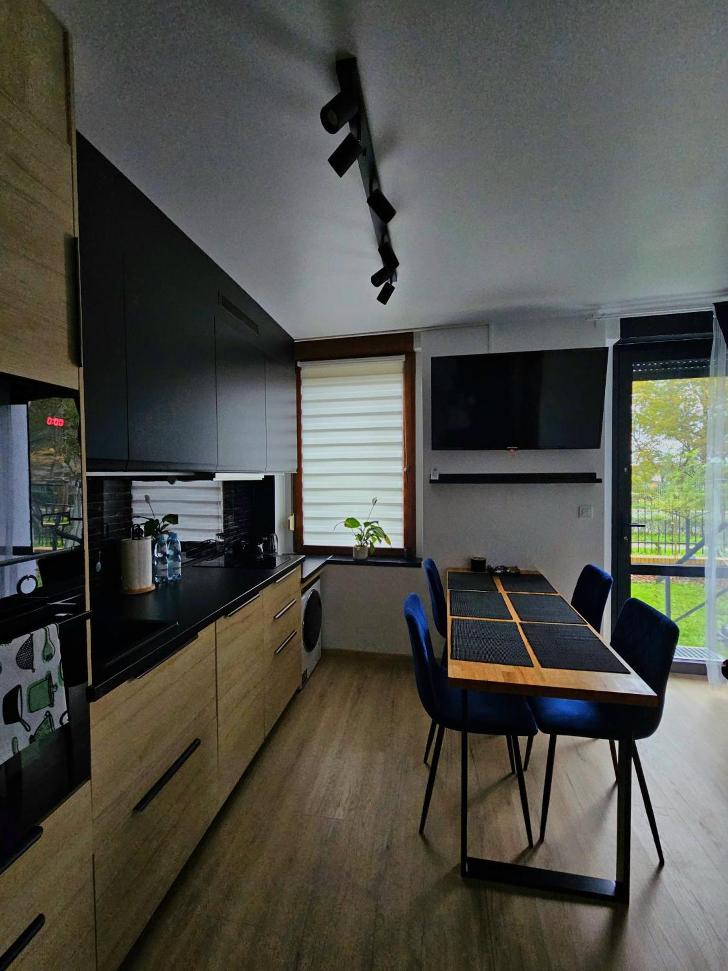 Apartament Radiostacja III Z Ogrodkiem, Parking Free Gliwice Exterior photo